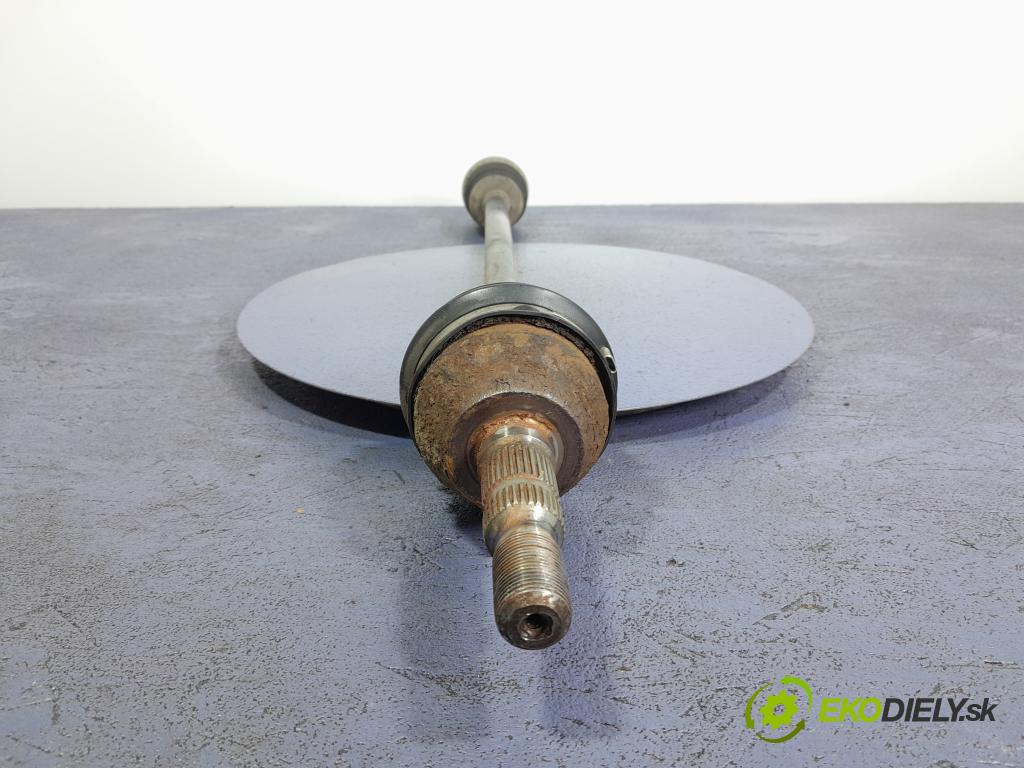 Opel Astra 2005 poloos Prava: Predné 01