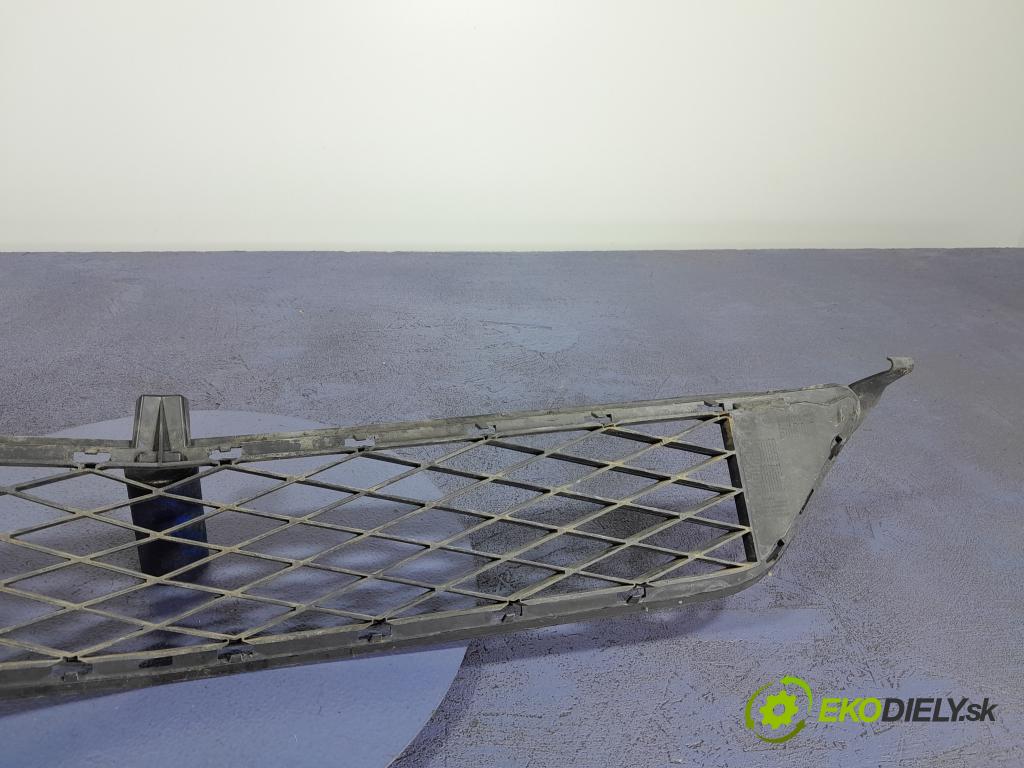 Mercedes B-klasa 2009 nárazník před A1698851922