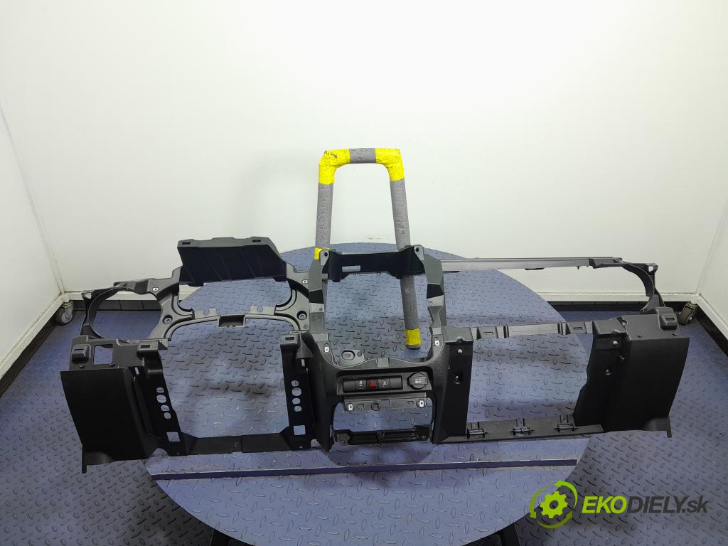 Jeep Compass 2014 kokpit,pristrojová doska 01