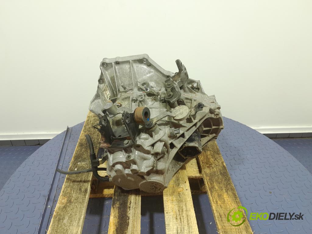 Toyota Avensis 2010 prevodovka Manualna 6F