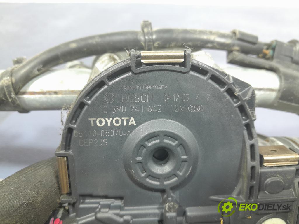 Toyota Avensis 2010 mechanizmus motor: Stierače: Predné 85010-05080C