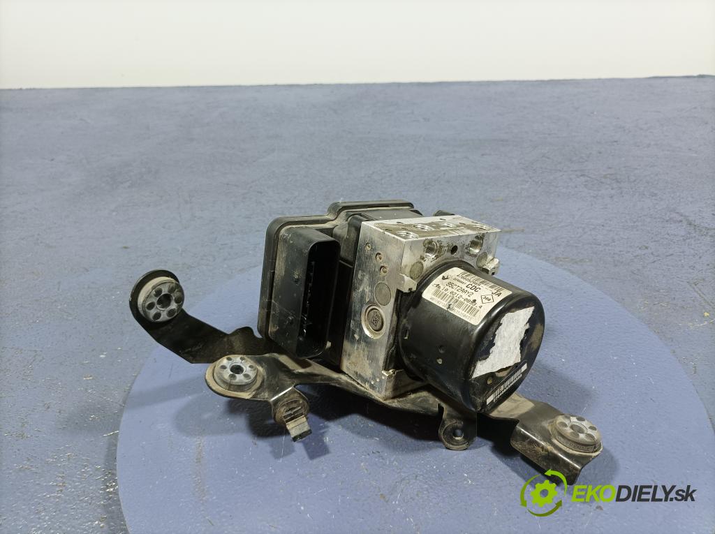 Renault Megane 2015 čerpadlo ABS x 476605296R