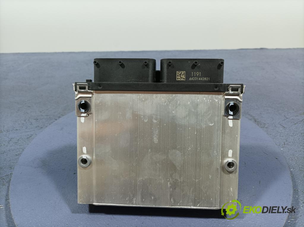 Hyundai I20 2023 riadiaca jednotka Motor: 39106-07079