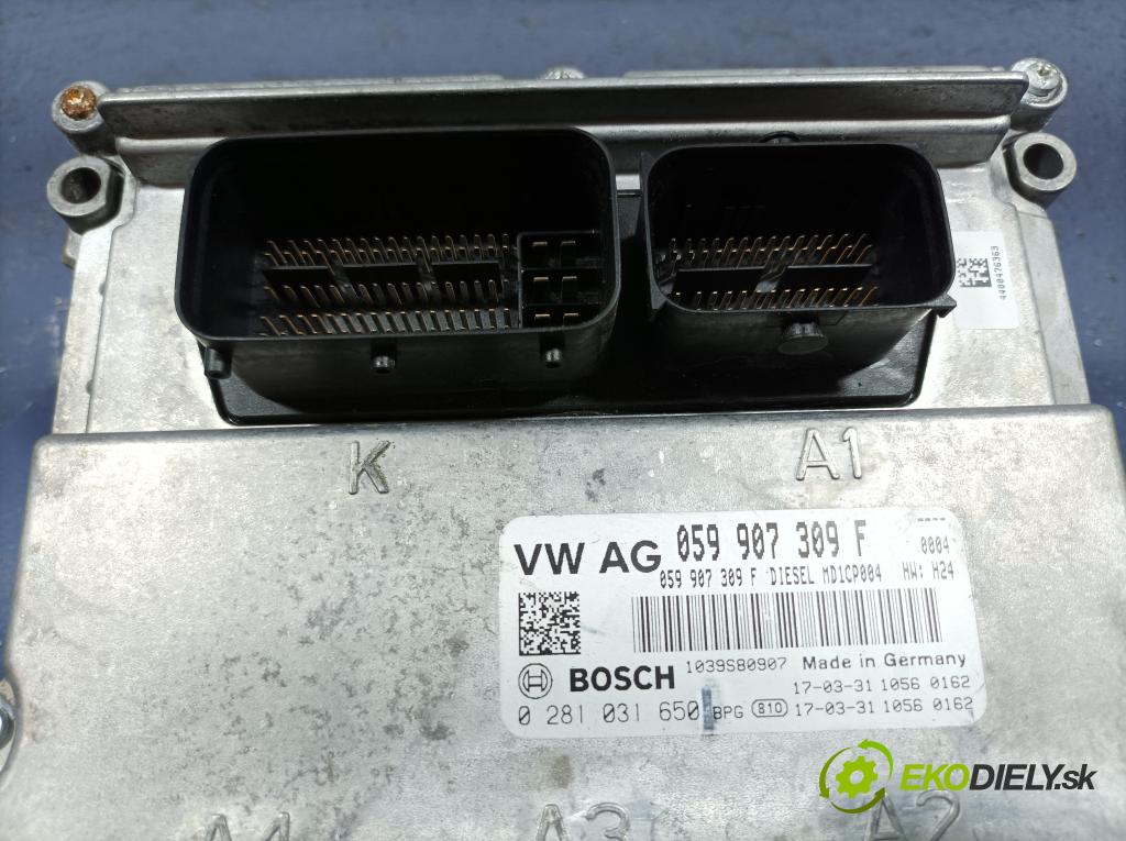 Audi A5 2017 riadiaca jednotka Motor: 8W0907311B