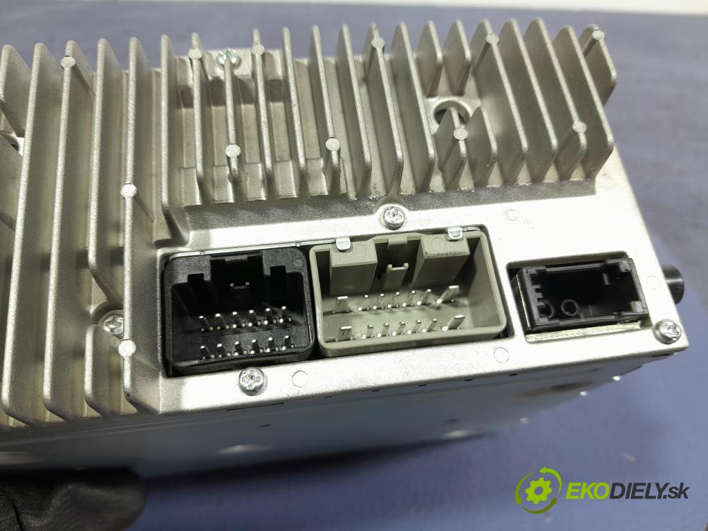 Volvo Xc60 2014 Radio I Navigácia: 31337571