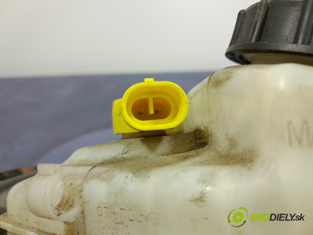 Opel Astra 2012 servo Brzdní: 13338058