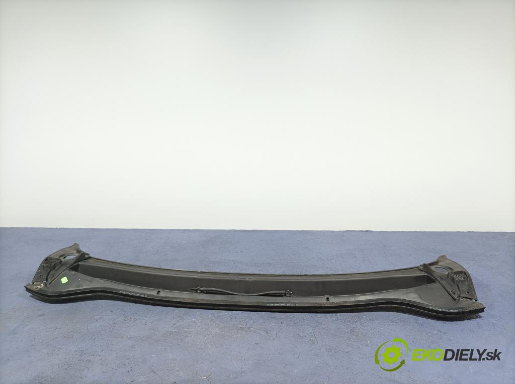 Opel Astra 2012 torpédo 13267105