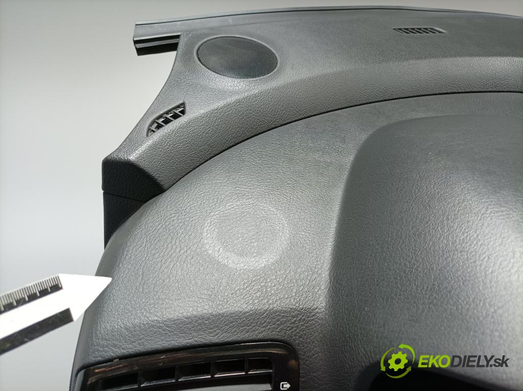 Peugeot 407 2011 kokpit,pristrojová doska 96445891ZD