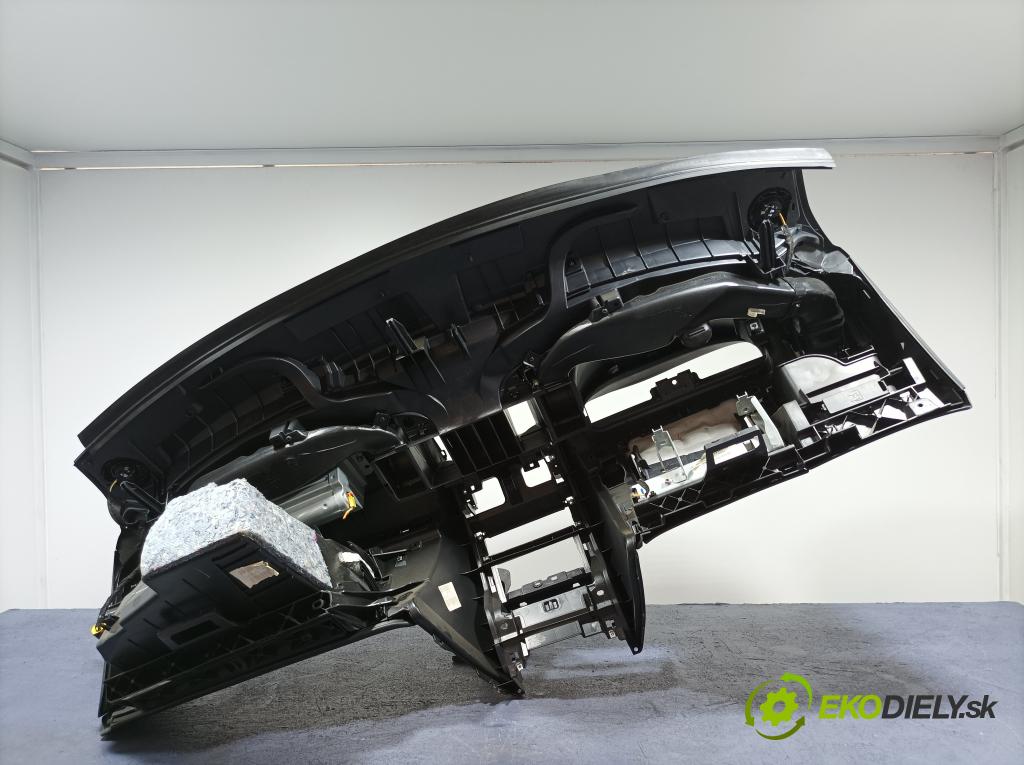 Peugeot 407 2011 kokpit,pristrojová doska 96445891ZD