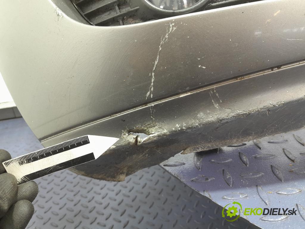 Mercedes A-klasa 2004 nárazník před 01