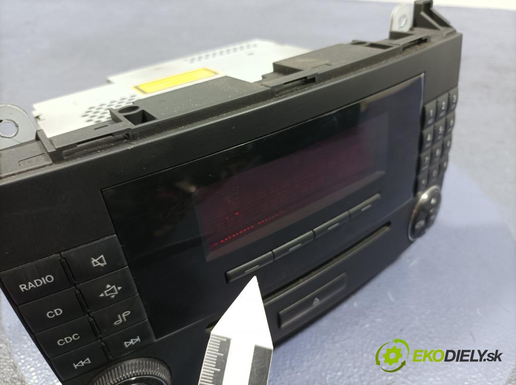 Mercedes A-klasa 2004 Radio I Navigácia: A1698700289