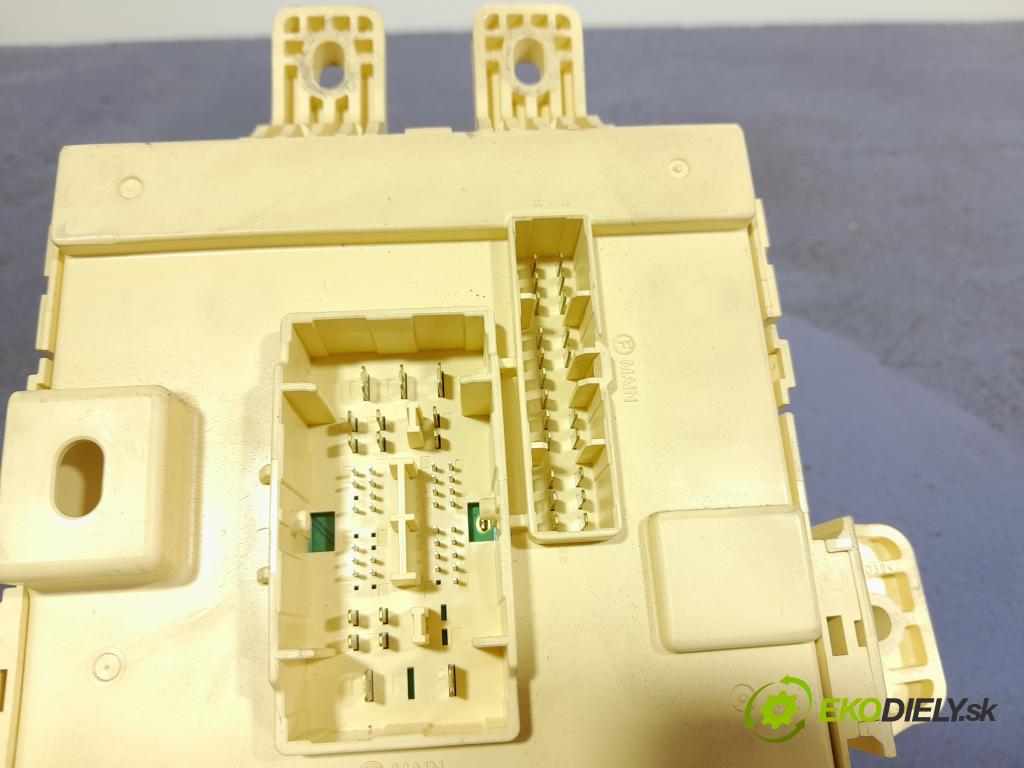 Kia Sportage 2010 skrinka Poistky: 91950-3W0300