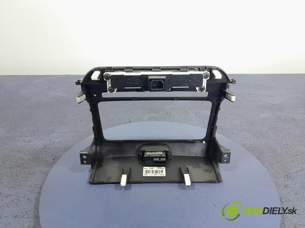 Kia Sportage 2010 Radio I Navigácia: 95960-3U000
