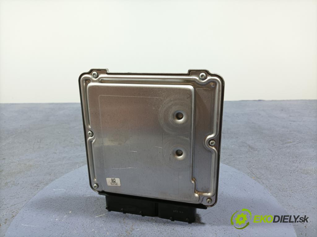 Vw Touran 2007 riadiaca jednotka Motor: 03C906032F