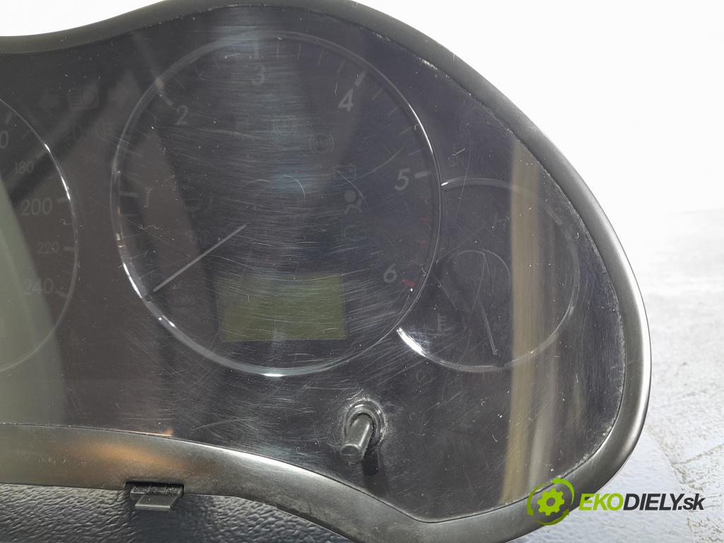 Toyota Avensis 2007 prístrojovka/ budíky 83800-05C00-C