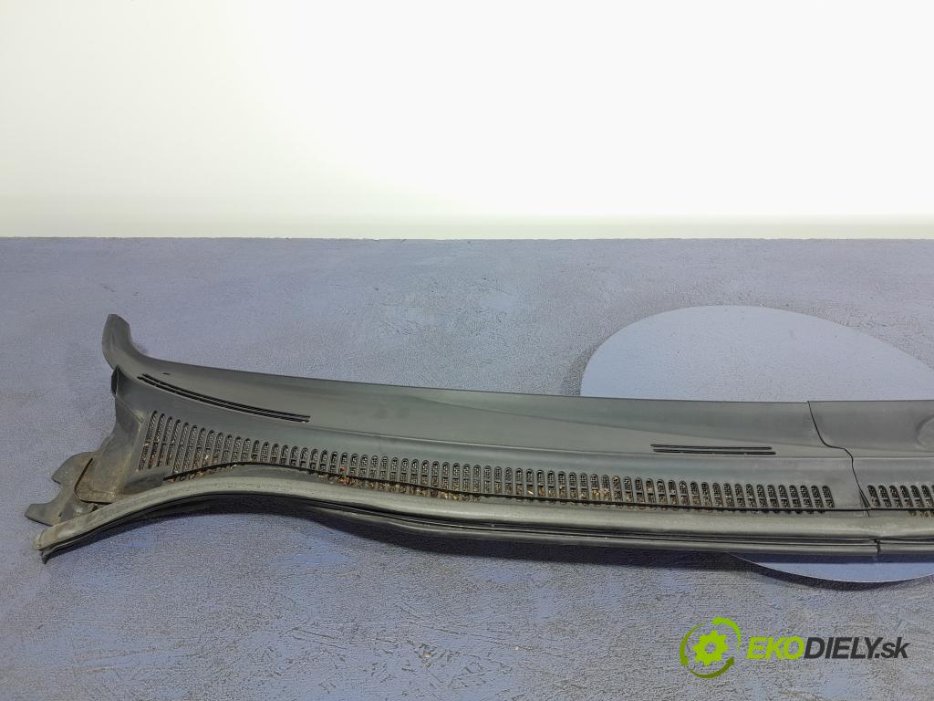 Toyota Avensis 2007 torpédo 55782-05030/40
