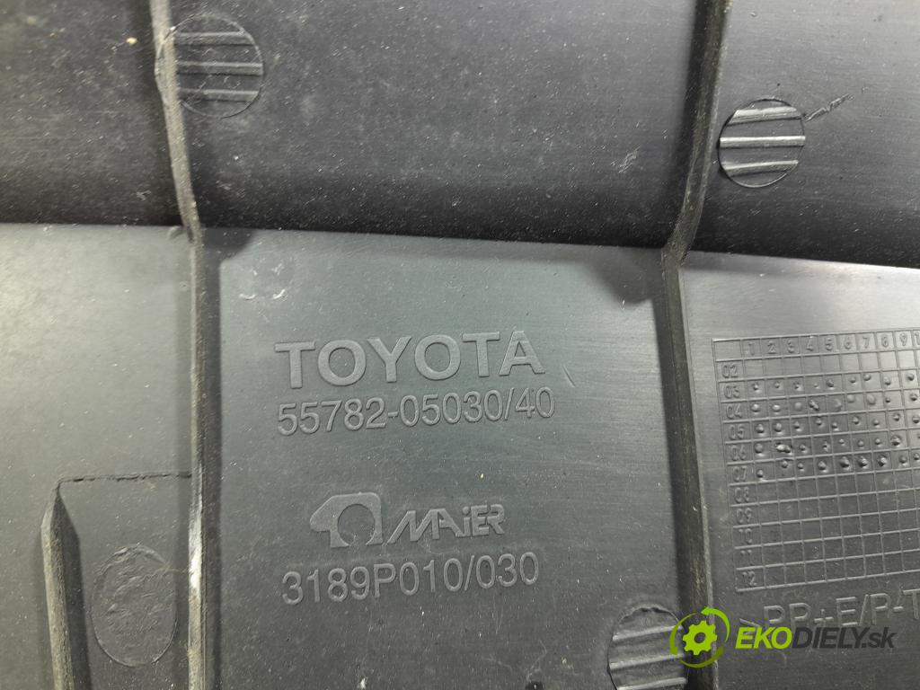 Toyota Avensis 2007 torpédo 55782-05030/40