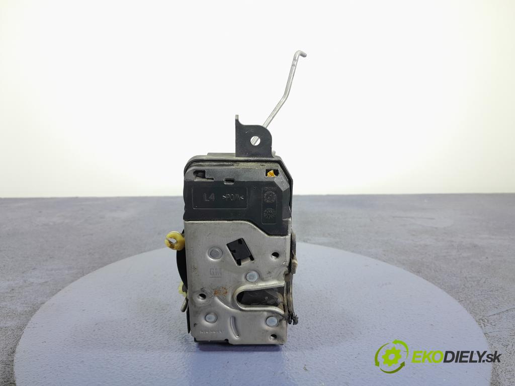 Opel Astra 2008 zámek dveře před Levý: 13210748