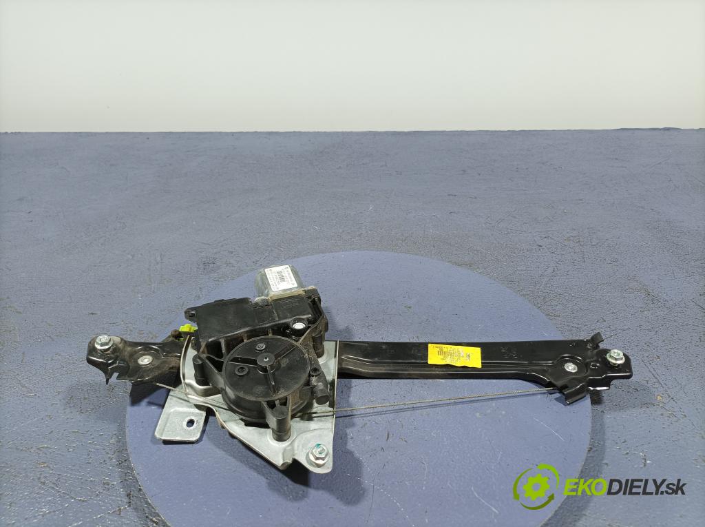 Peugeot 508 2011 mechanismus stahování Sklenka: Zad: Levý: 9686441380