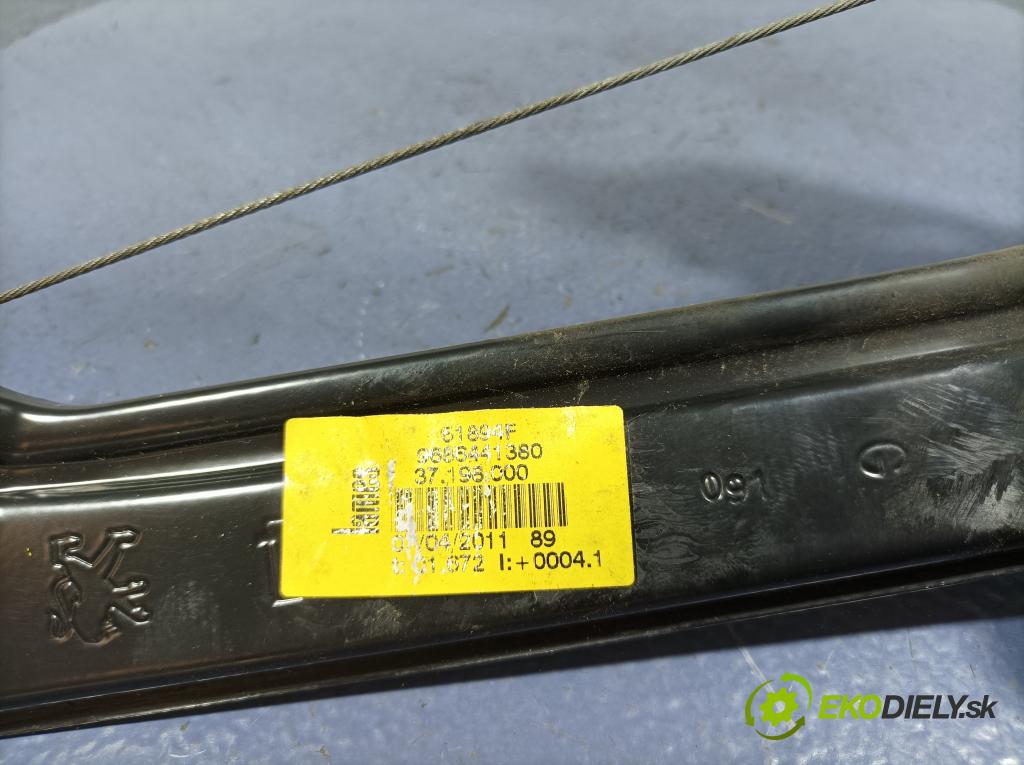 Peugeot 508 2011 mechanismus stahování Sklenka: Zad: Levý: 9686441380