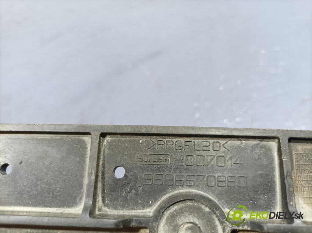 Peugeot 508 2011 výztuha narazník před 9686570880
