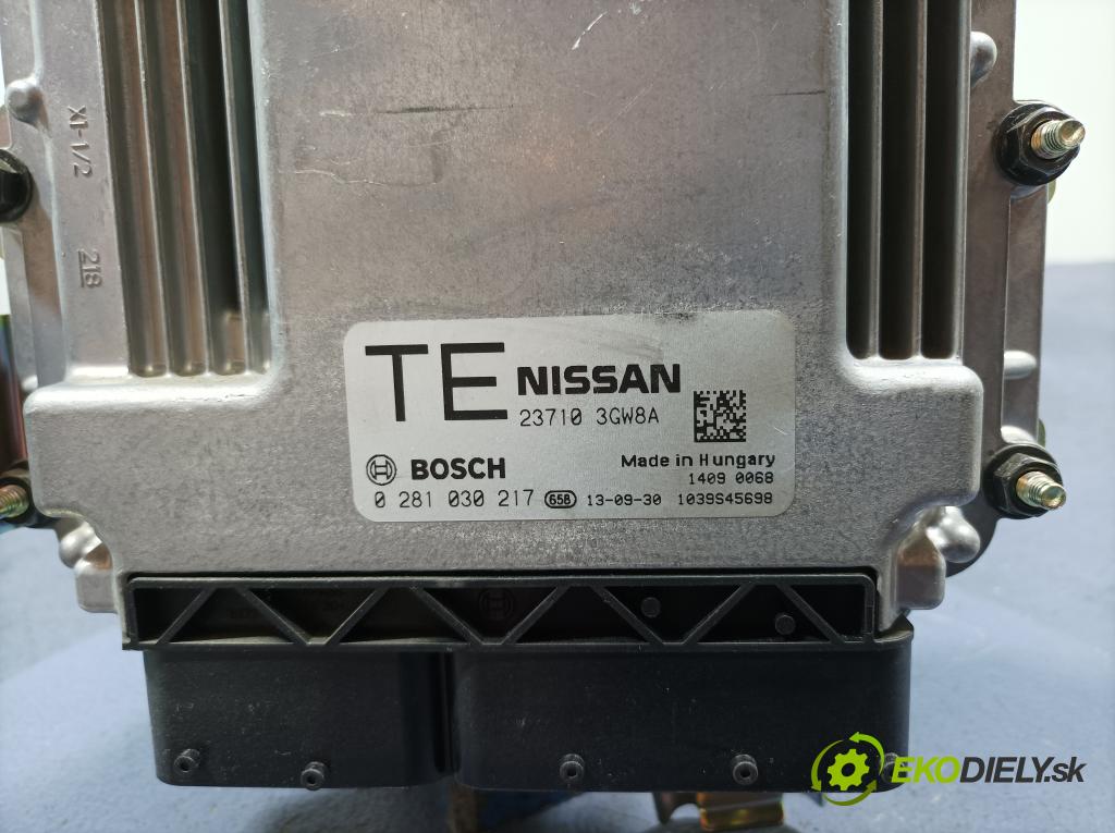 Infiniti Qx70 2013 riadiaca jednotka Motor: 23710-3GW8A