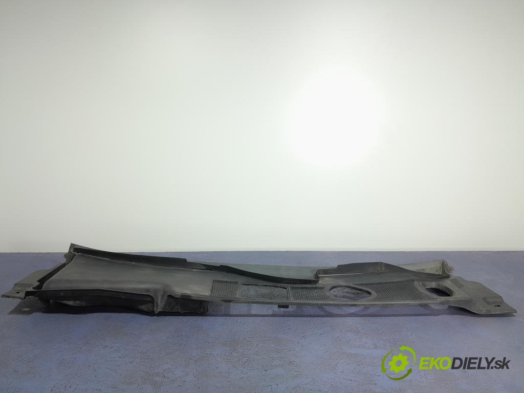 Audi A4 2012 torpédo 8K1819447