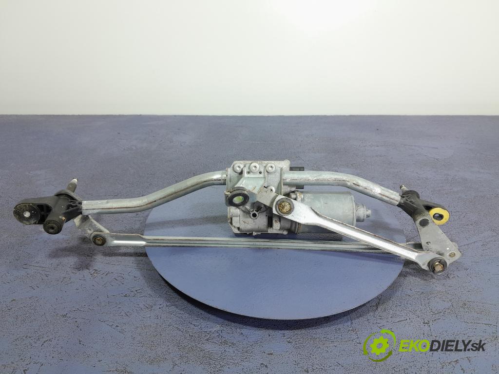 Audi A4 2012 mechanismus motorek Stěrače: před 8K1955119A
