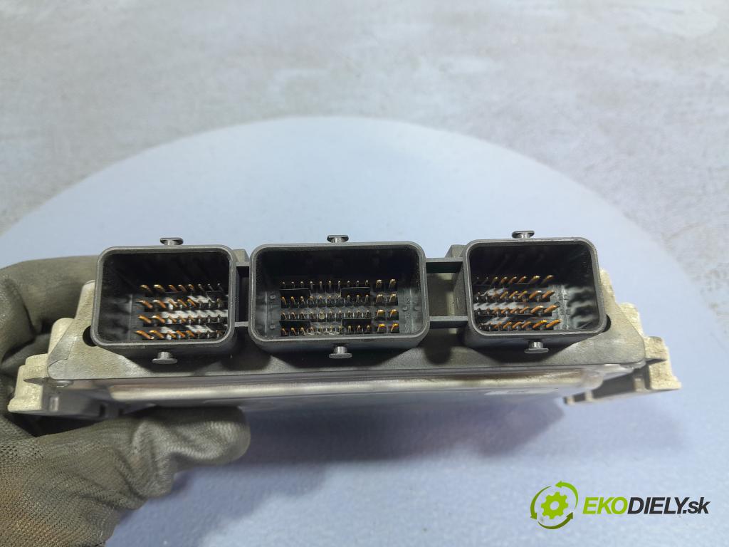 Peugeot 307 2006 riadiaca jednotka Motor: 9662306380