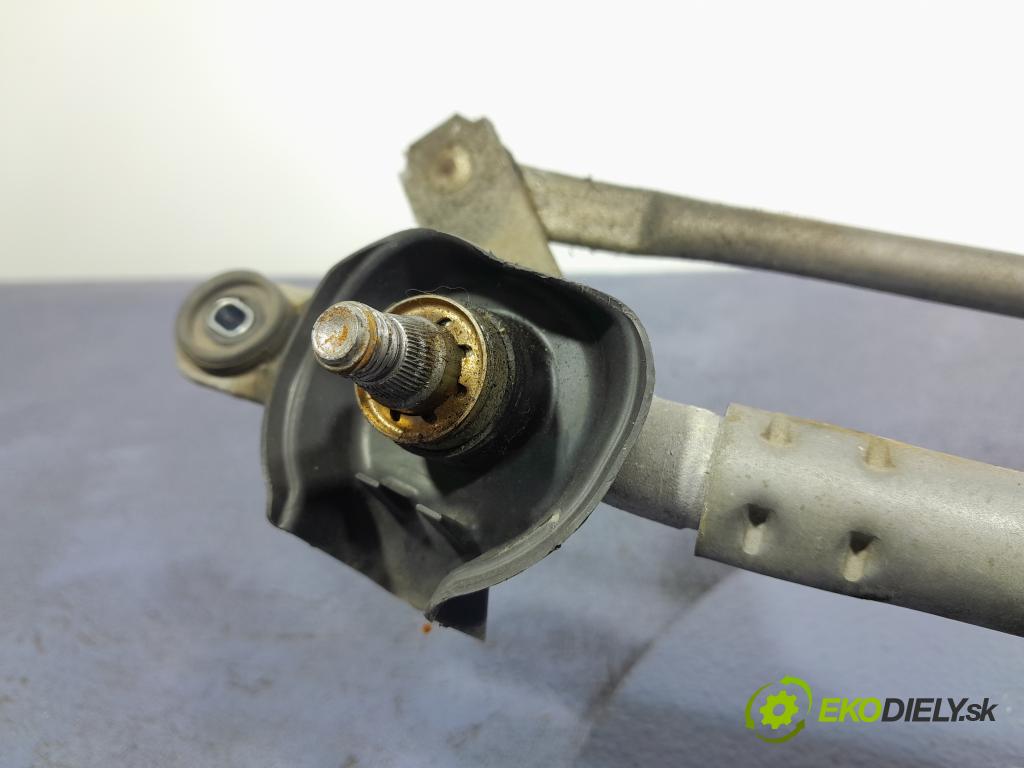 Mazda Cx-5 2015 mechanizmus motor: Stierače: Predné KD53-67340D