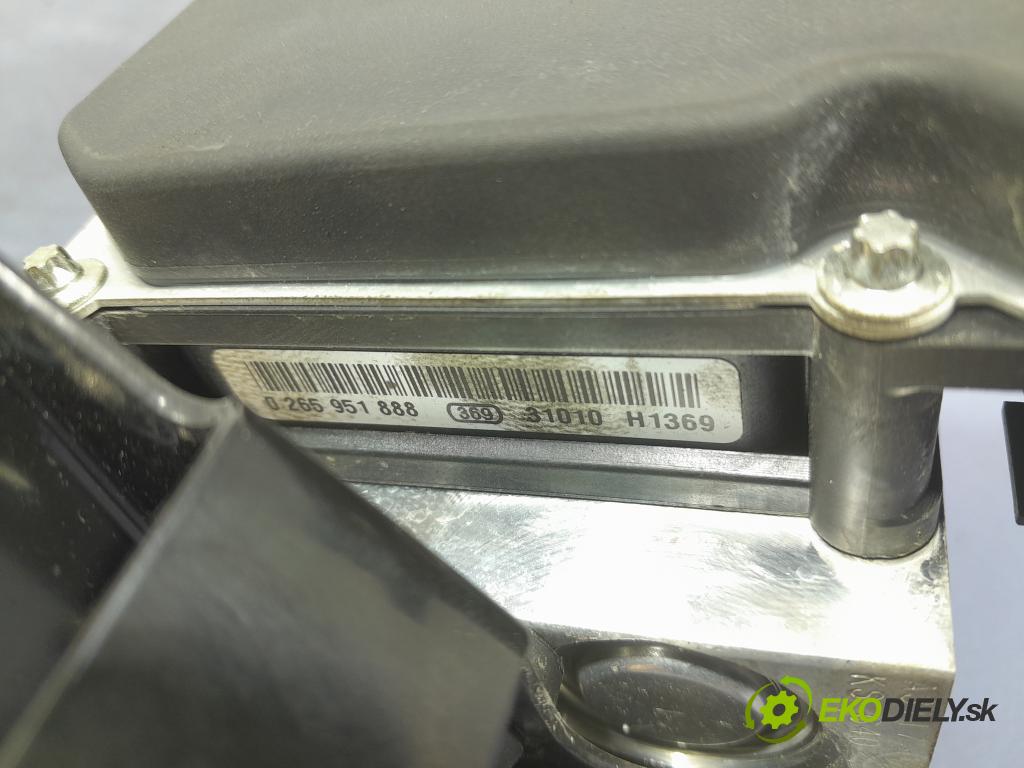 Infiniti Qx70 2013 čerpadlo ABS x 0265236483
