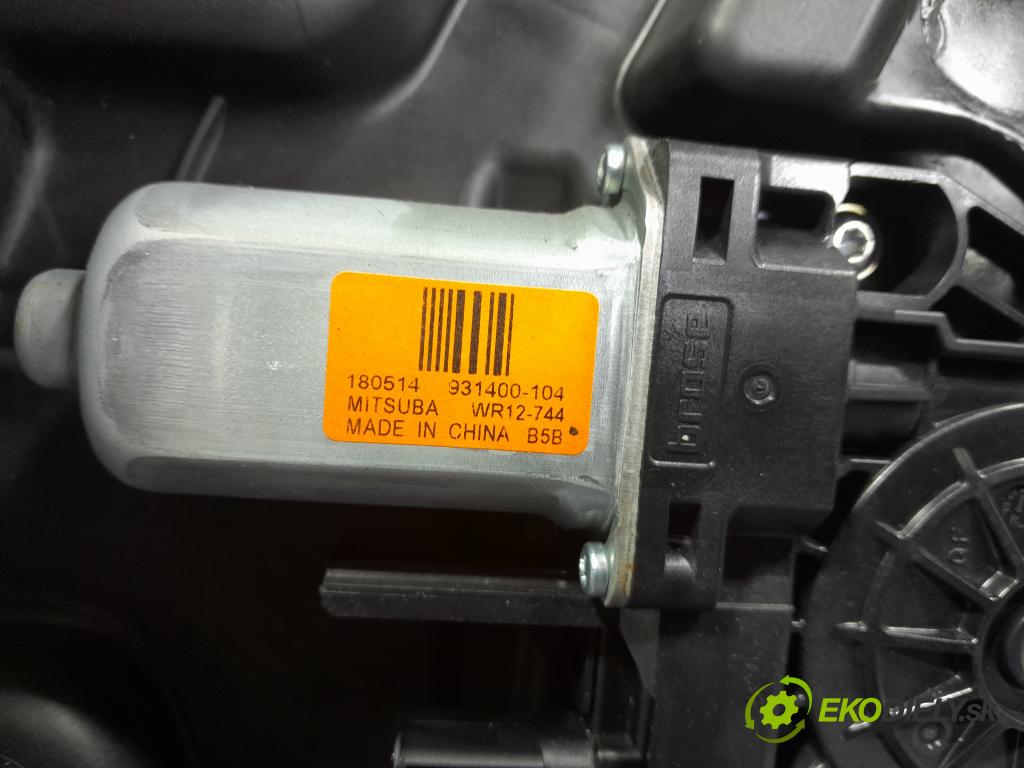Jeep Grand cherokee 2018 mechanismus stahování Sklenka: před v pravo: 68231062AF