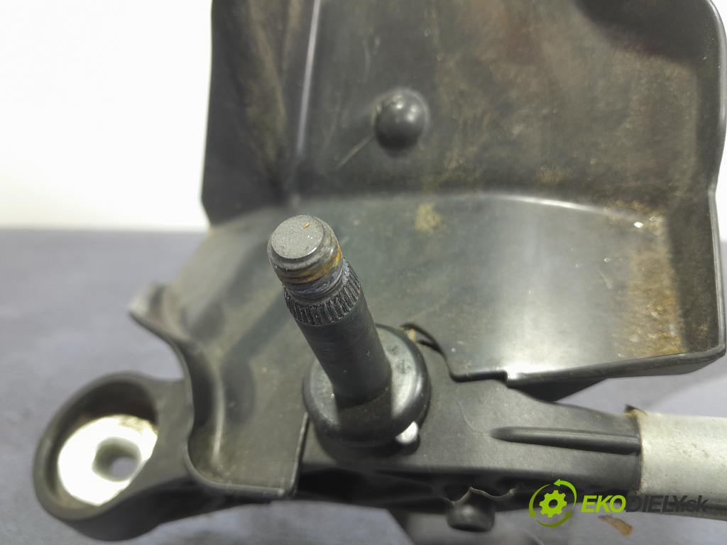 Bmw Seria 2 2015 mechanizmus motor: Stierače: Predné 7239510