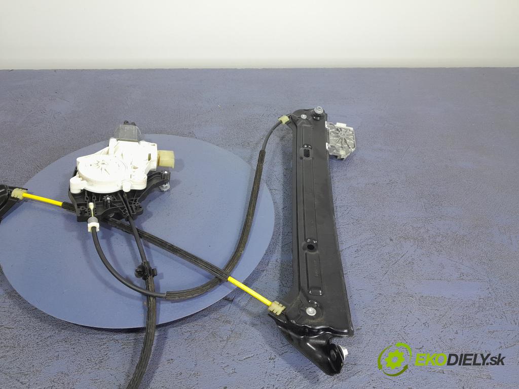 Bmw Seria 2 2015 mechanismus stahování Sklenka: před v pravo: 7268448