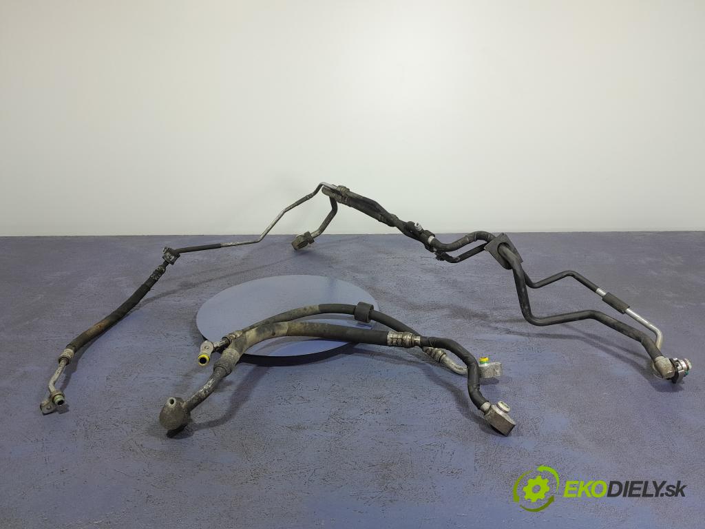 Audi A8 2005 rúrka Klimatizácia: 4E0260701AL