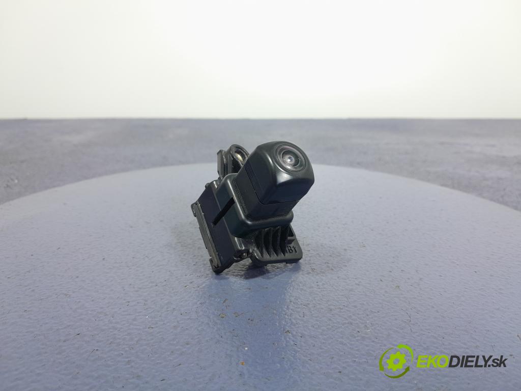 Lexus UX 2021 Kamera 867B0-76040