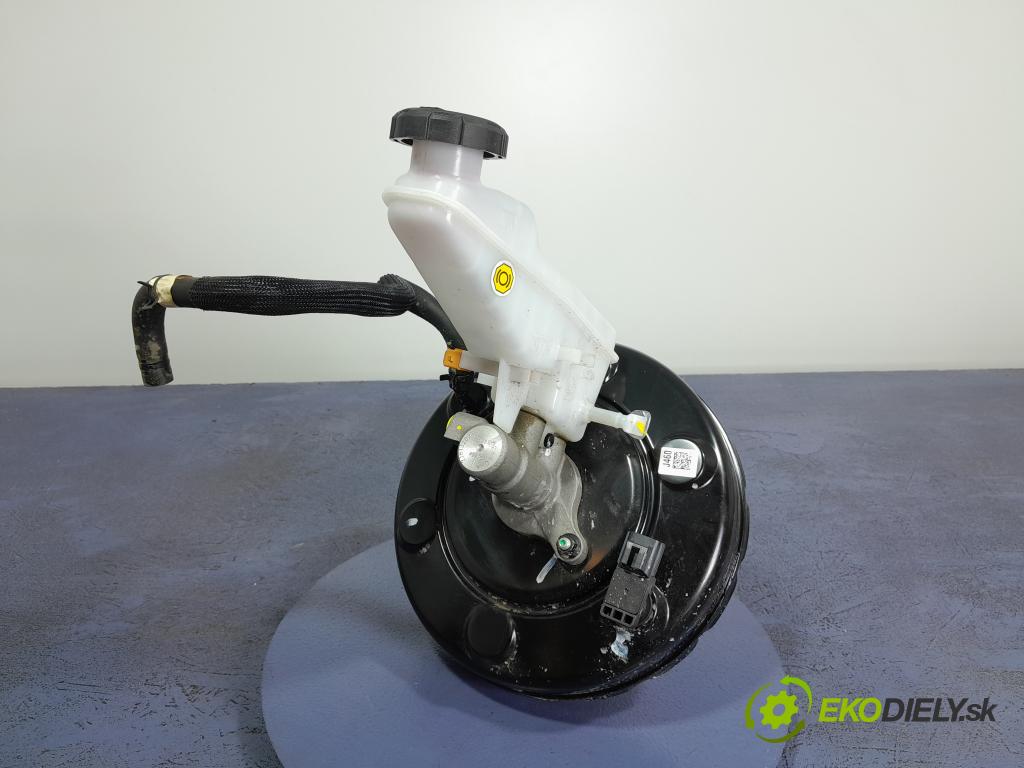 Kia Ceed 2023 servo Brzdní: 58500-J7460