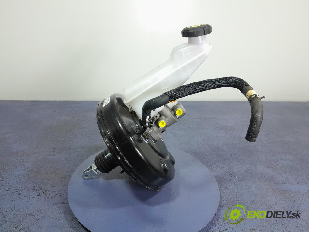 Kia Ceed 2023 servo Brzdní: 58500-J7460