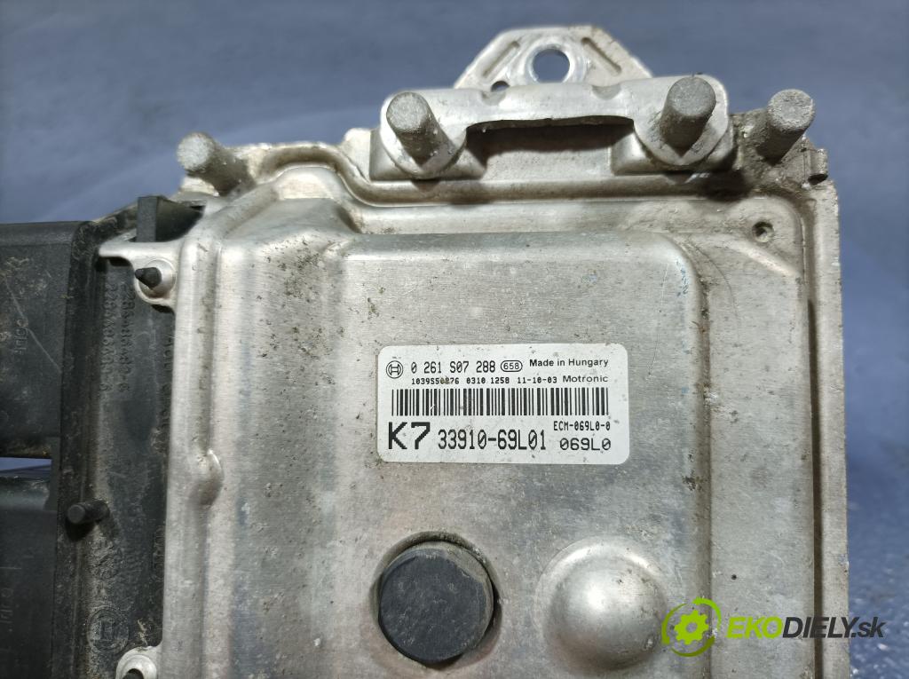 Suzuki Swift 2012 řídící jednotka Motor: 33910-69L01