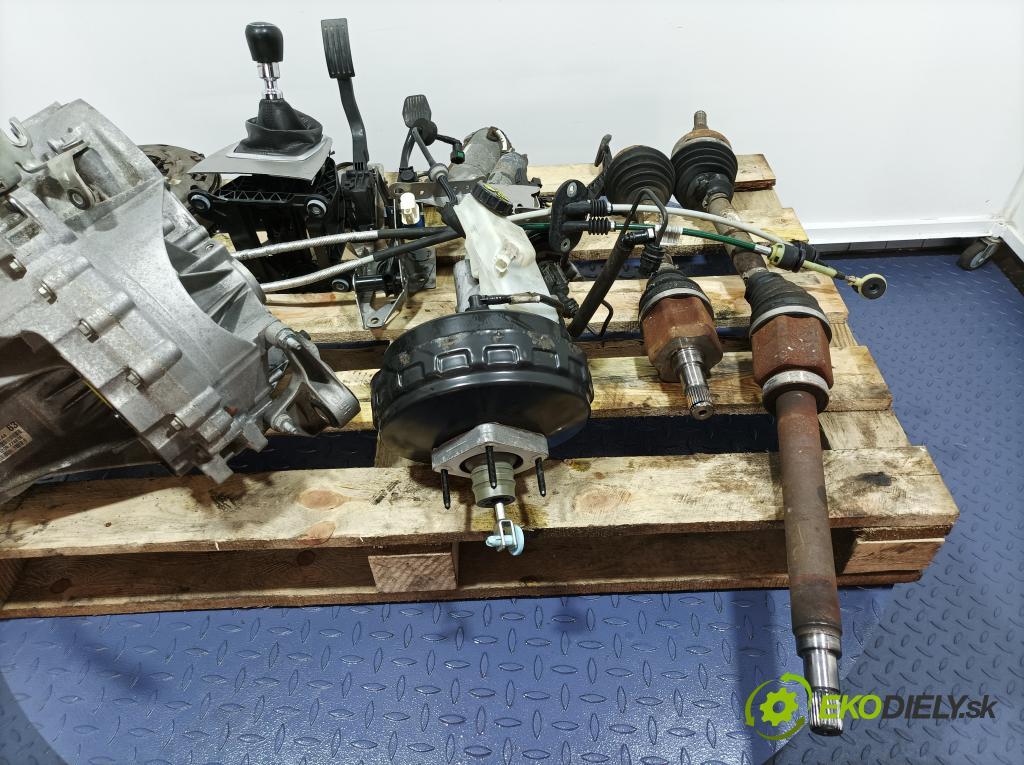 Ford Kuga 2009 prevodovka Manualna AV4R-7002-AA