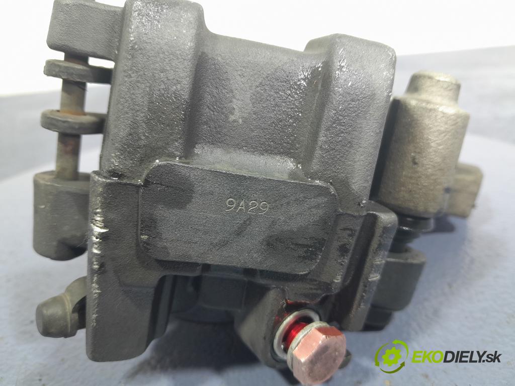 Honda CBR 1999 brzdič brzdový zad Vľavo: 01