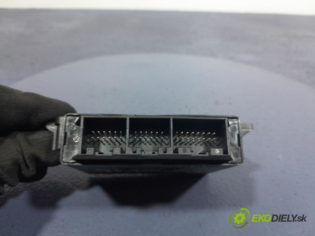 Audi A6 2005 snímač / riadiaca jednotka PDC 4F0919283C