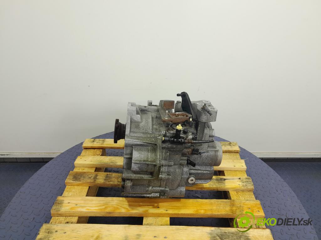 Vw Passat 2012 prevodovka Manualna NGD