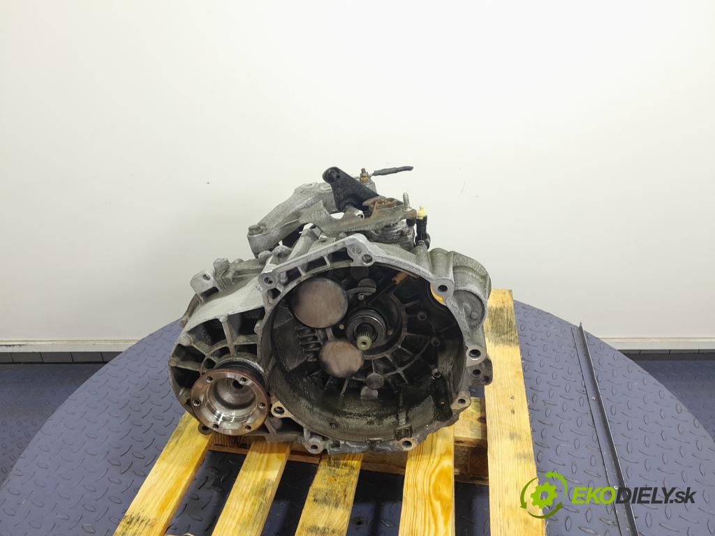 Vw Passat 2012 prevodovka Manualna NGD
