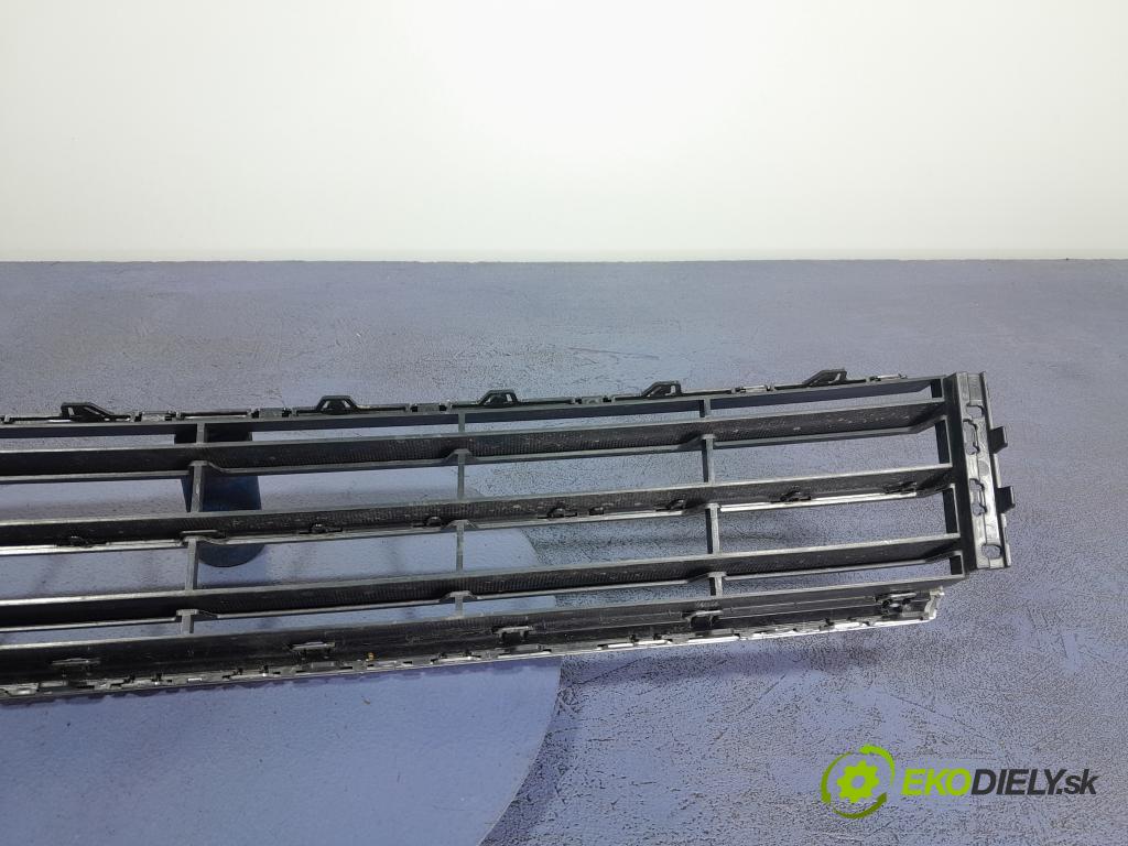 Vw Passat 2012 nárazník před 3AA853677