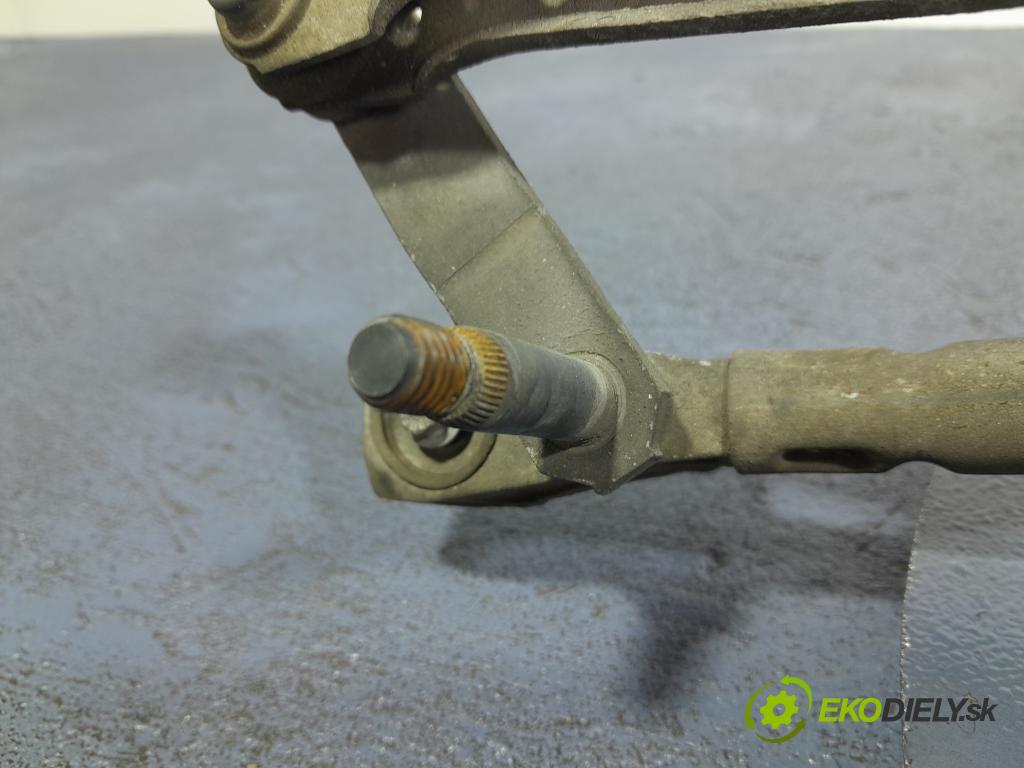 Volvo S80 2006 mechanismus motorek Stěrače: před 30796358