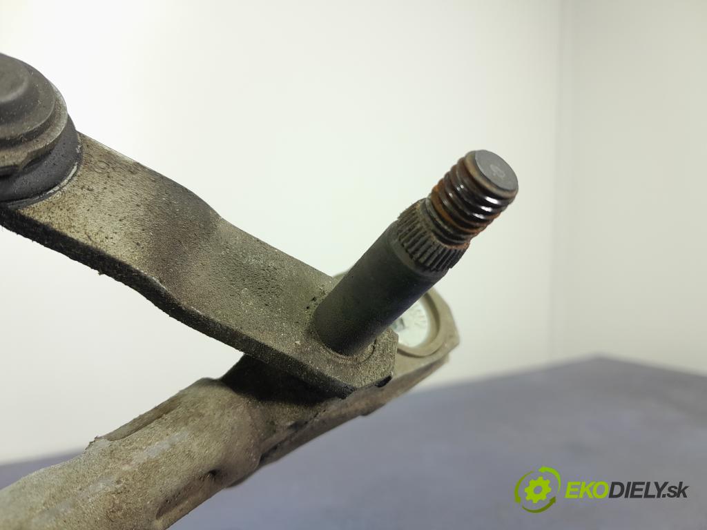 Volvo S80 2006 mechanismus motorek Stěrače: před 30796358