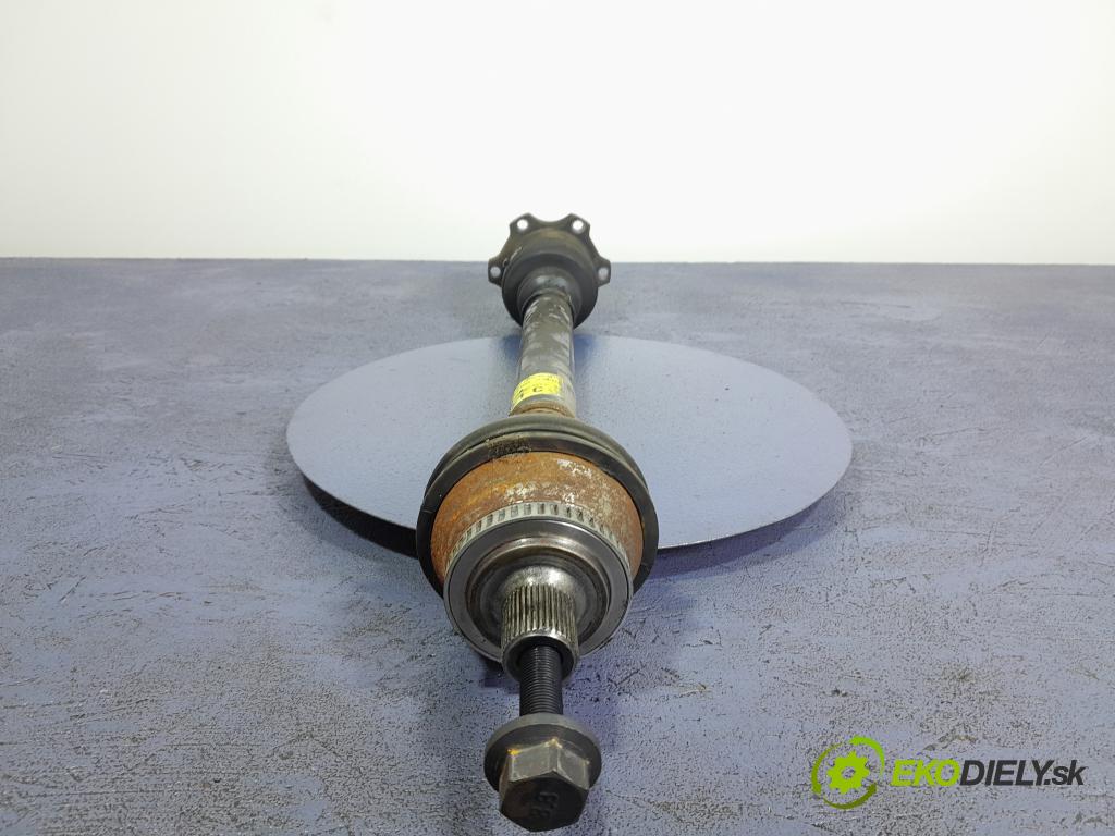 Audi A6 1997 poloos ľavá Predné 4B0407271C
