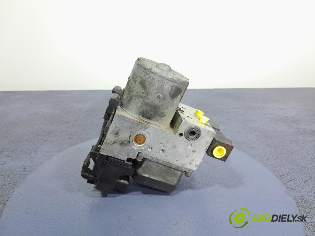 Audi A6 1997 čerpadlo ABS x 8E0614111R