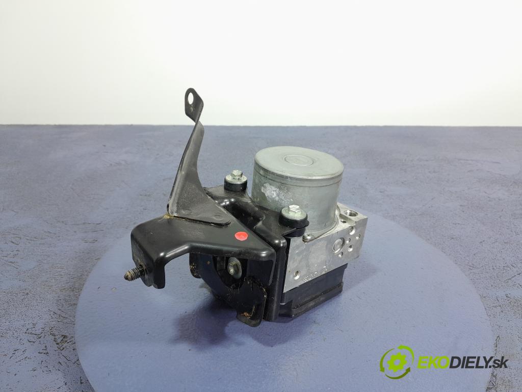 Lexus IS 2018 čerpadlo ABS x 89541-53440